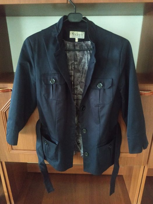 Жіночий костюм синього кольору