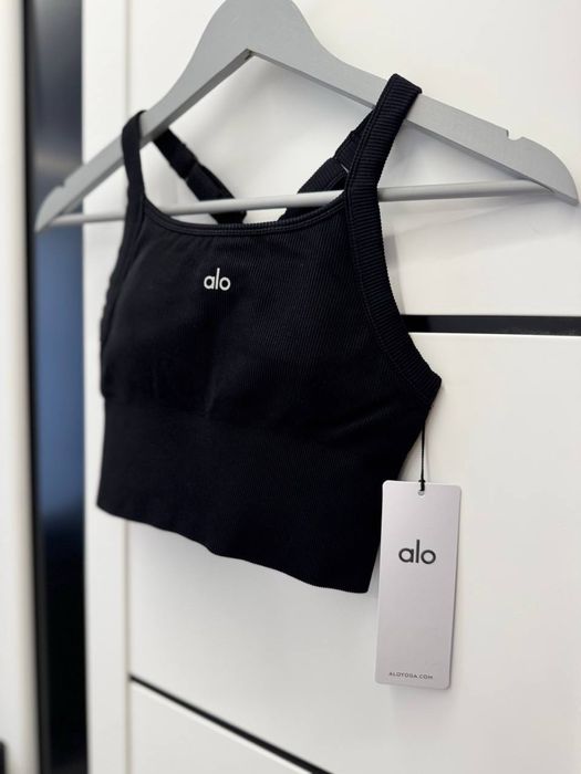 Топ жіночий alo yoga new black s/xs