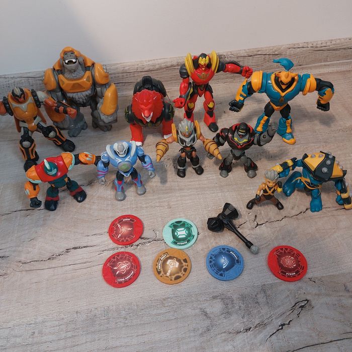 Gormiti 11 fifurek: Górski, Pyron