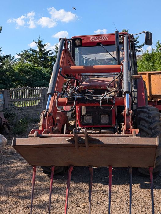 Ciągnik Zetor 8540