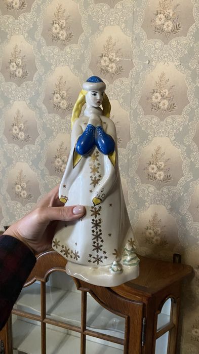 Снігурка Полонне Сненурочка фарфоровая статуетка