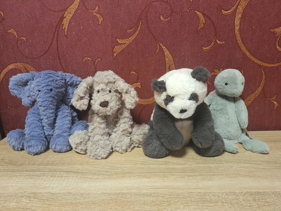 Jellycat слонення, песик, черепаха, панда