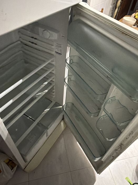 Frogorifico em bom estado