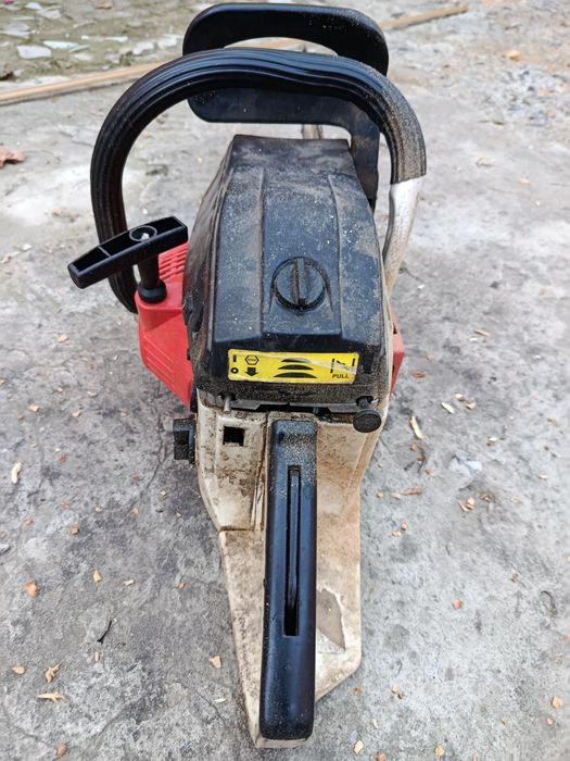 Продам бензопилу