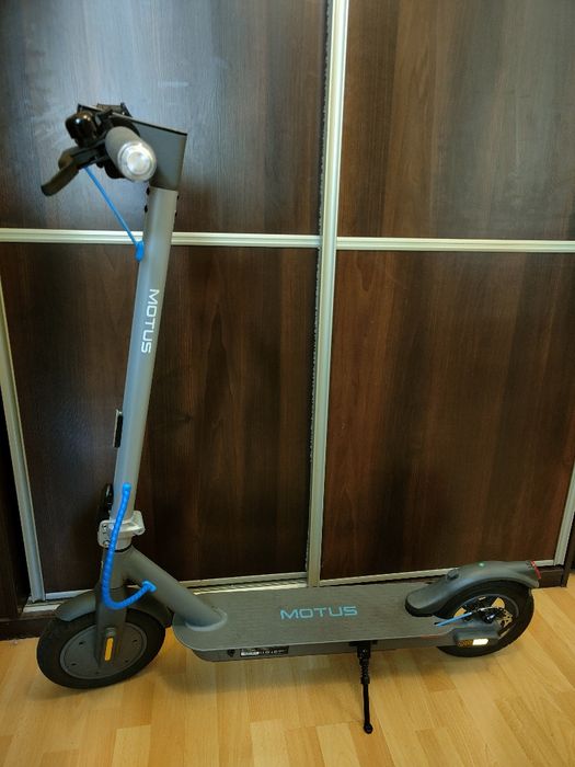 Hulajnoga elektryczna MOTUS SCOOTY 10 LITE GEN4