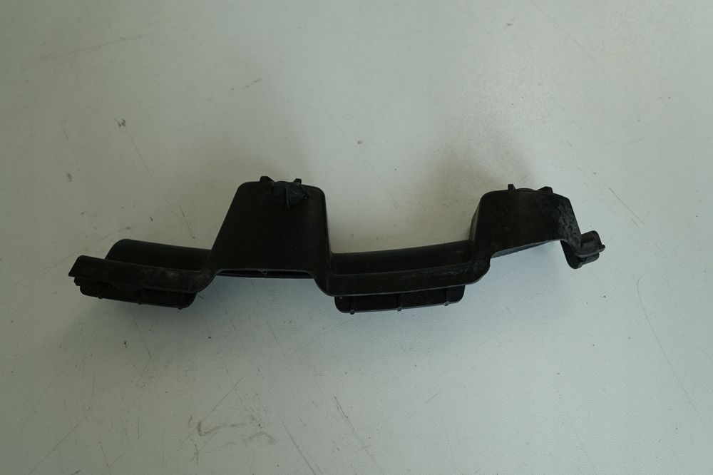 audi a8 s8 ślizg zderzaka prawy tył