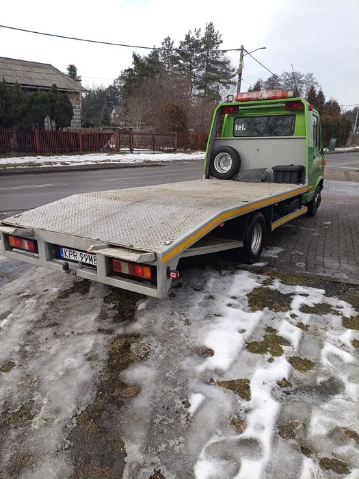 Mercedes 407 kaczor Autolaweta