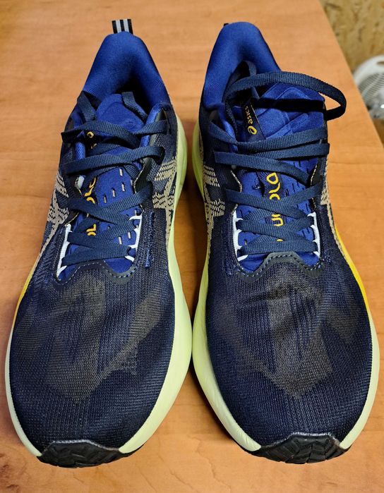 Asics Novablast 5 44.5 розмір