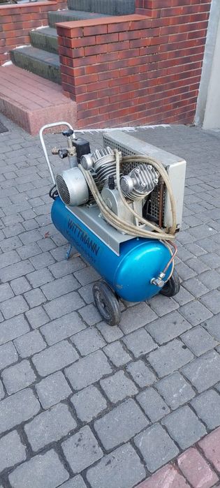Sprzedam kompresor 2 tłokowy