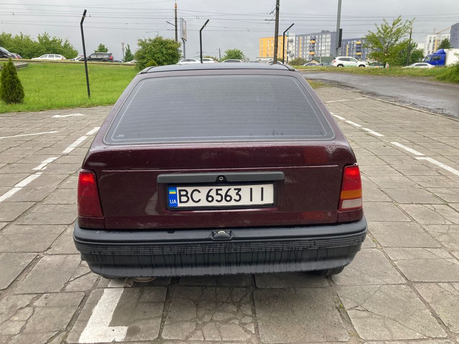 Opel Kadet 1988 1.3 бензин