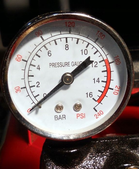 Kompresor dwutłokowy GERMAN 50L 8BAR 430L/MIN 4KM