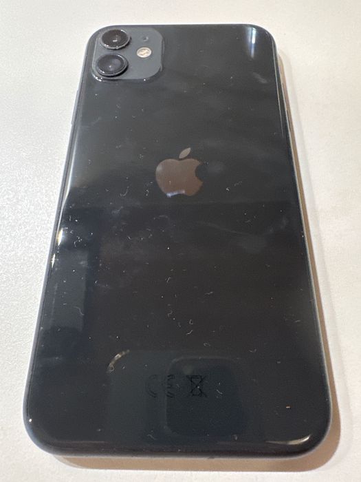 iPhone 11 em bom estado