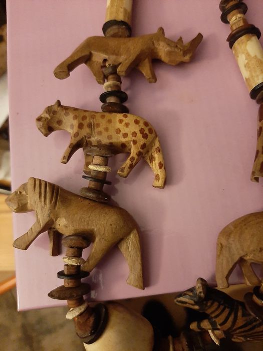 Colar africano  Vintage, feito à mão.