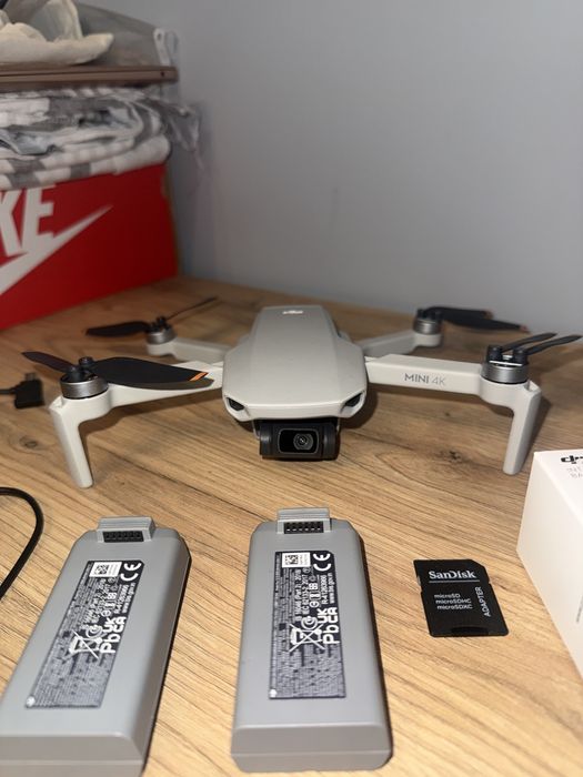 Dron Dji mini 4K 2 baterie / duży zestaw