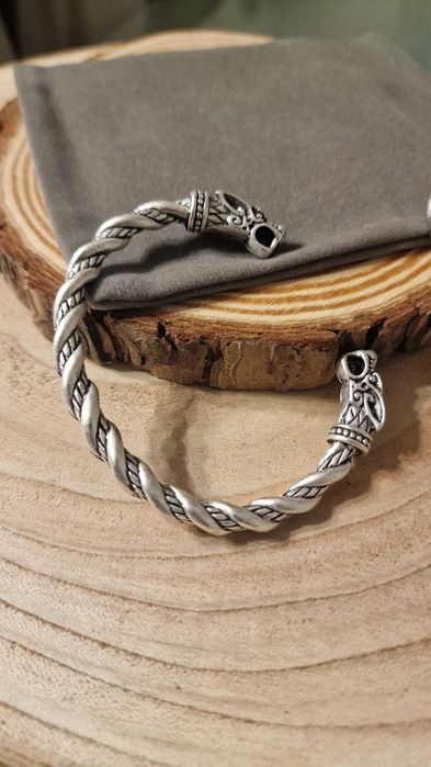 Pulseiras vikings  odin nórdico