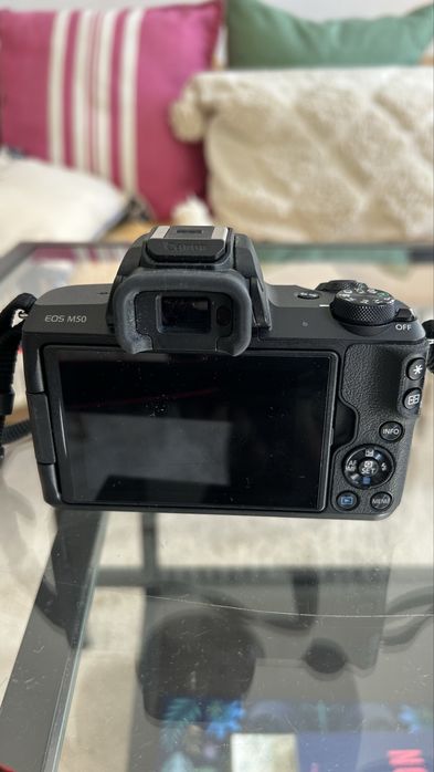 Canon EOS M50 + 3 Lentes