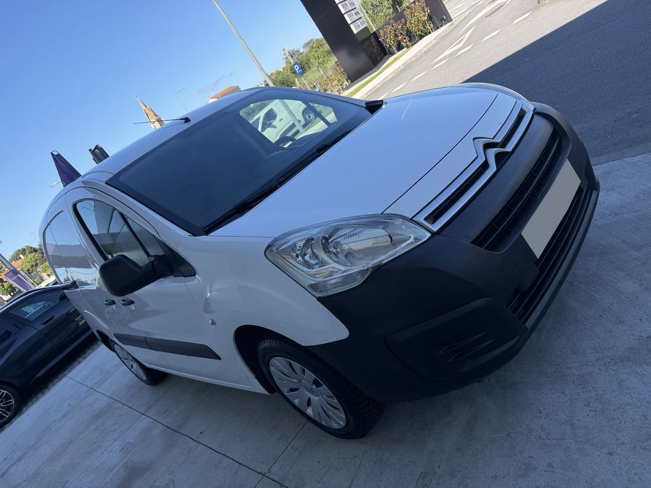 Citroen Berlingo - 2015 - GPS / CarPlay - 1.6 HDi