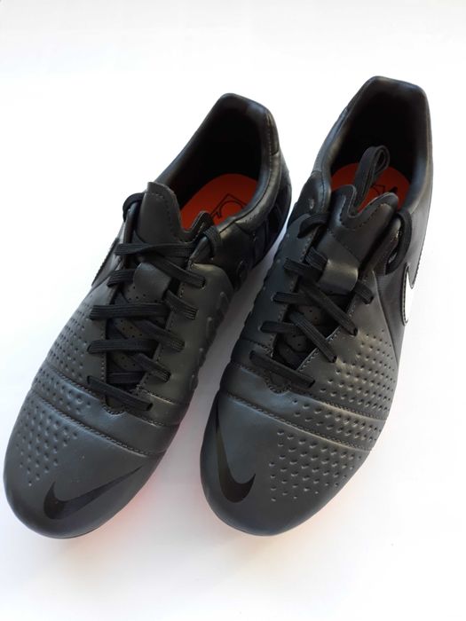 Chuteiras Futebol Nike CTR360 Libretto III FG - n.º 39 e 44