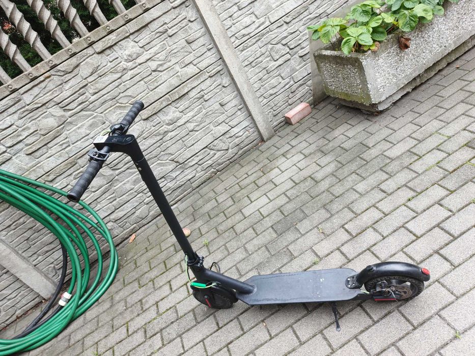 Hulajnoga elektryczna