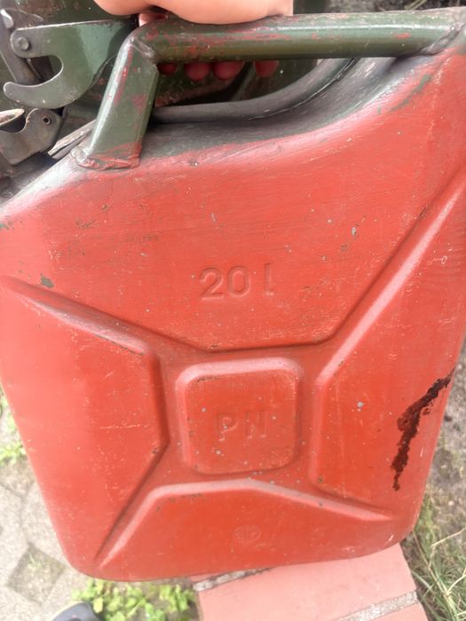 Karnister walizka  20L 3szt