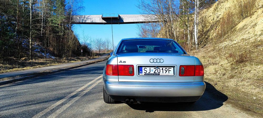 Audi A8 (D2) 2.8 V6 Manual