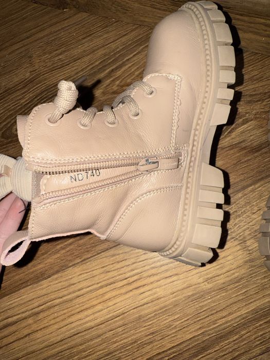 Черевички для дівчинки