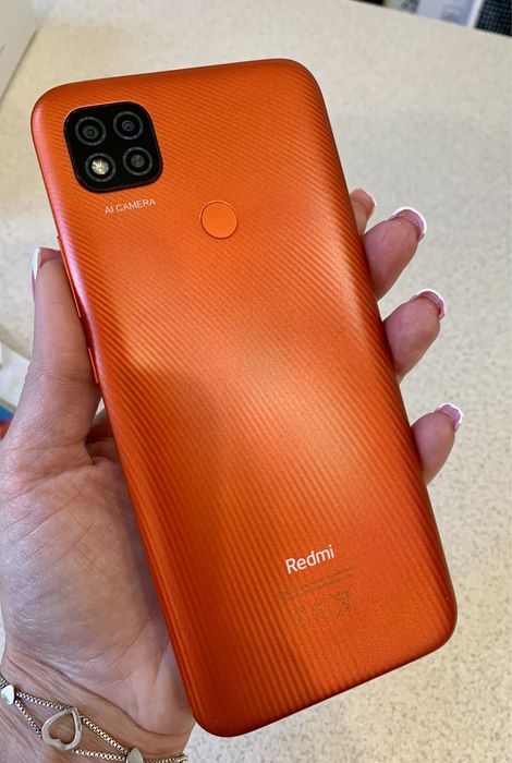 Xiaomi Redmi 9C 32 ГБ / 2 ГБ / NFC/ + чохли в подарунок!!!