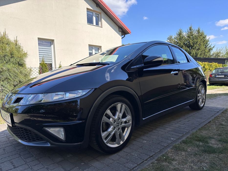 Honda Civic 1.8 VTEC 140 km