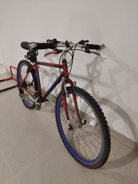 Bicicleta com cadeado