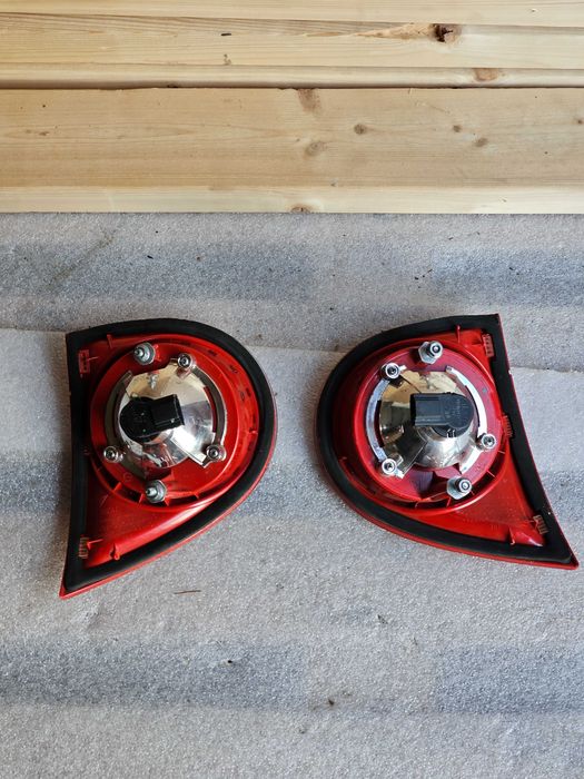 Lampy tył w klape Golf Mk 5