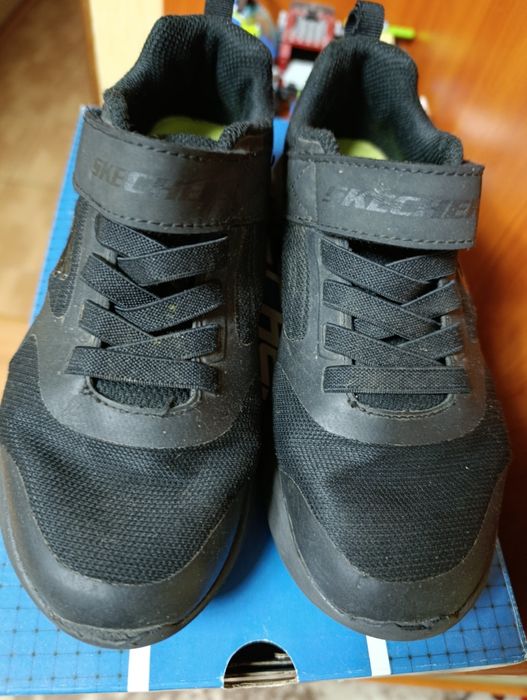 Кроссовки Skechers, 35 розмір