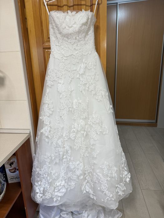 Продам весільну сукню