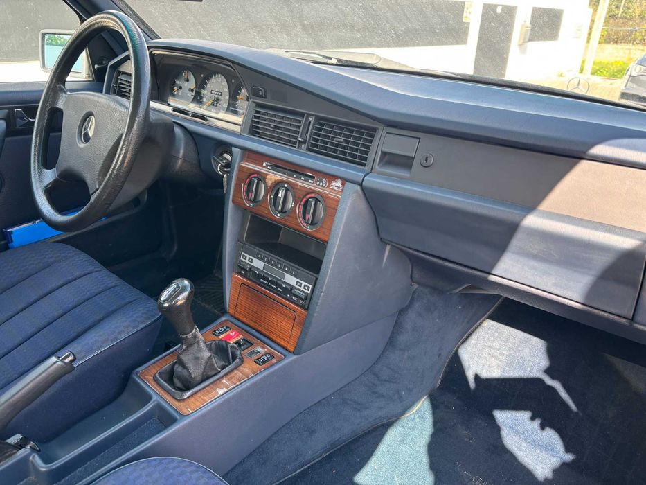 Mercedes 190 E   139000 kms Nacional
