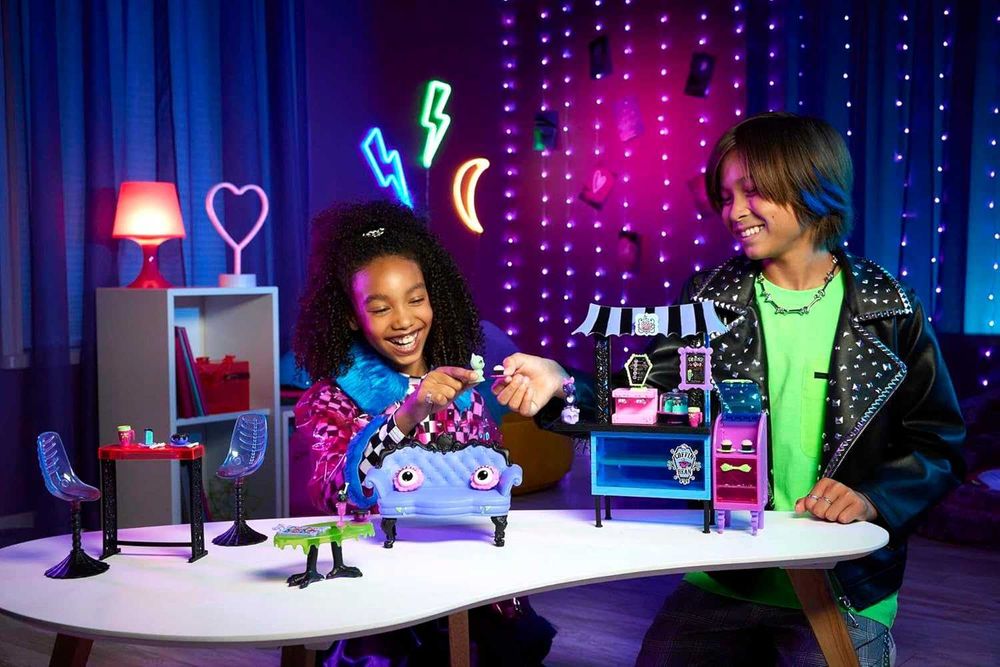 Ігровий набір Monster High Coffin Bean Café HMV78 Монстр Хай кафе