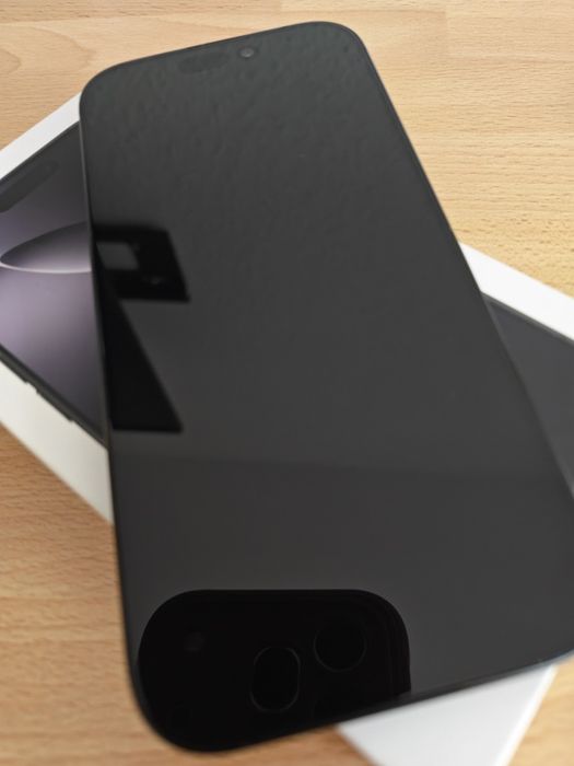 iPhone 16 pro 256gb.