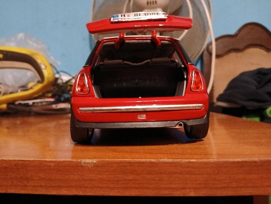 carrinho de colecção mini cooper escala 1/18
