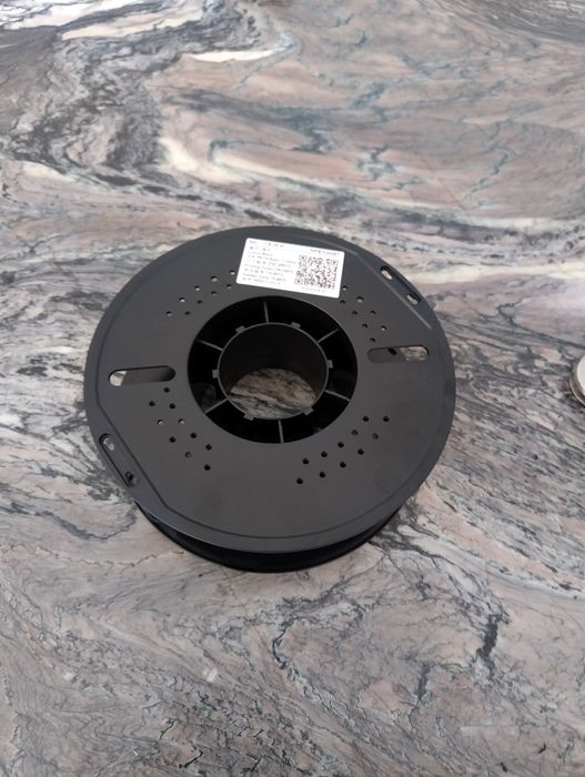 Oddam za darmo ponad 50+ pustych rolek po filamentach