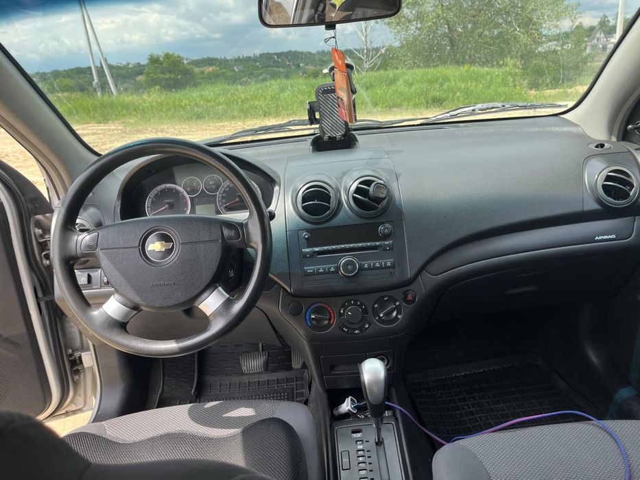 Продам Aveo T250 , 1.4 AT