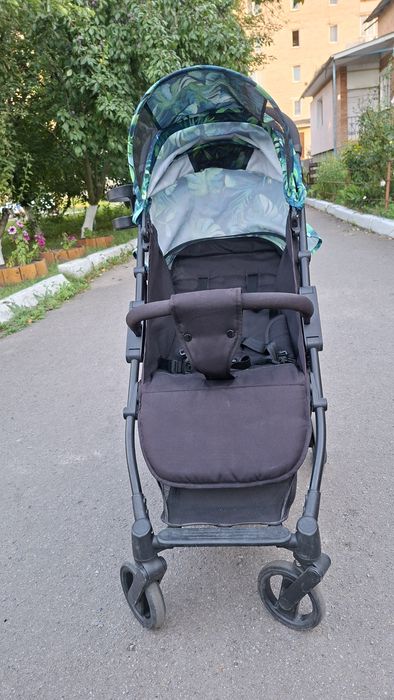 Продаю дитячу прогулянкову коляску