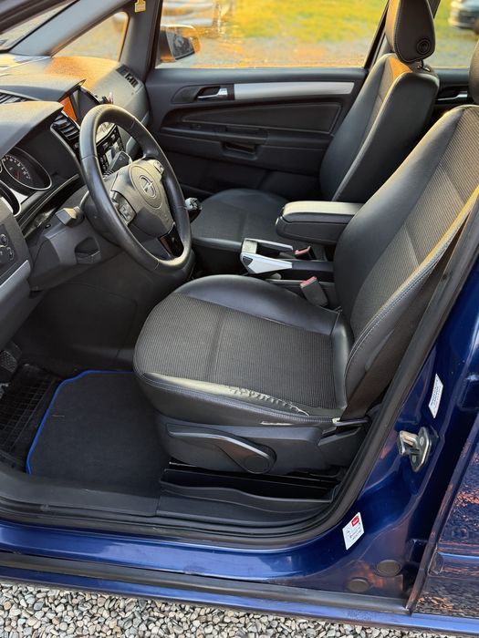 Opel Zafire 2009