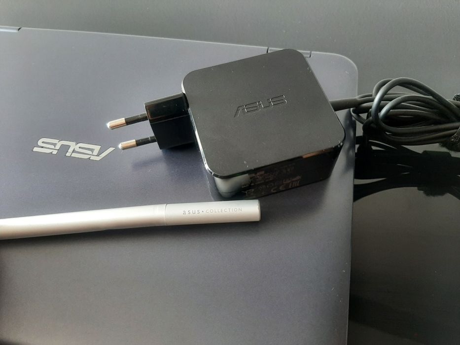 Portátil Híbrido ASUS