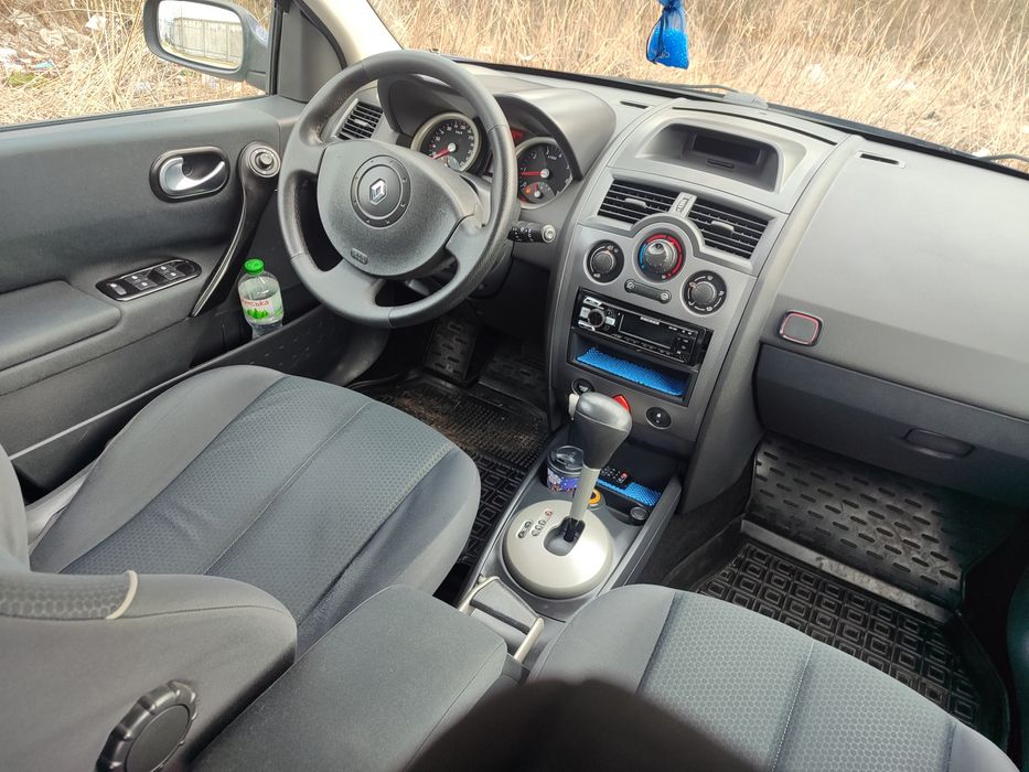 Renault megane 1,6 автомат