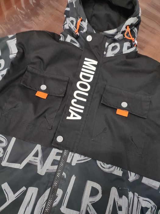 Продам  курткку на хлопчика