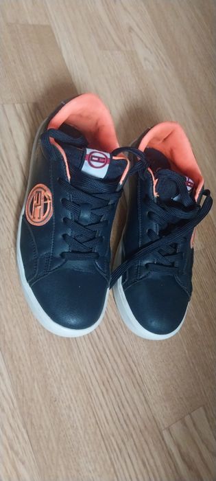 Кросівки Enrico Coveri 37 р.