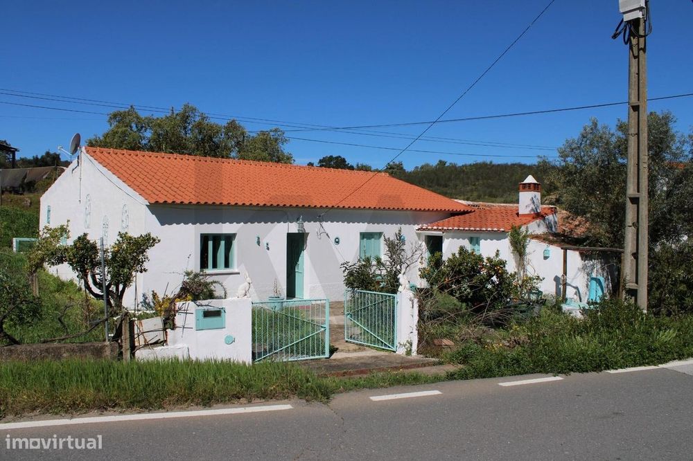 Quinta T3 para venda em Almodôvar a 50 km das praias do Algarve