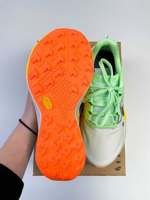 Оригінал! Чоловічі Кросівки Nike UltraFly Trail (42,5/27 см) / Нові!