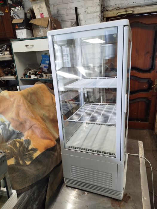 Холодильна вітрина Bartscher