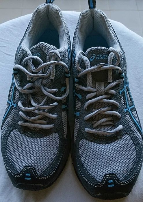 Asics novos tamanho 40