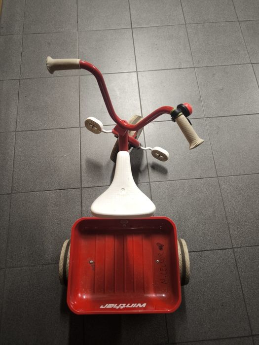 Triciclo criança