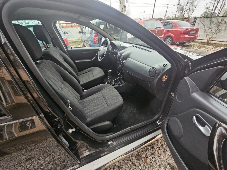 Продам Dacia Duster Laureat